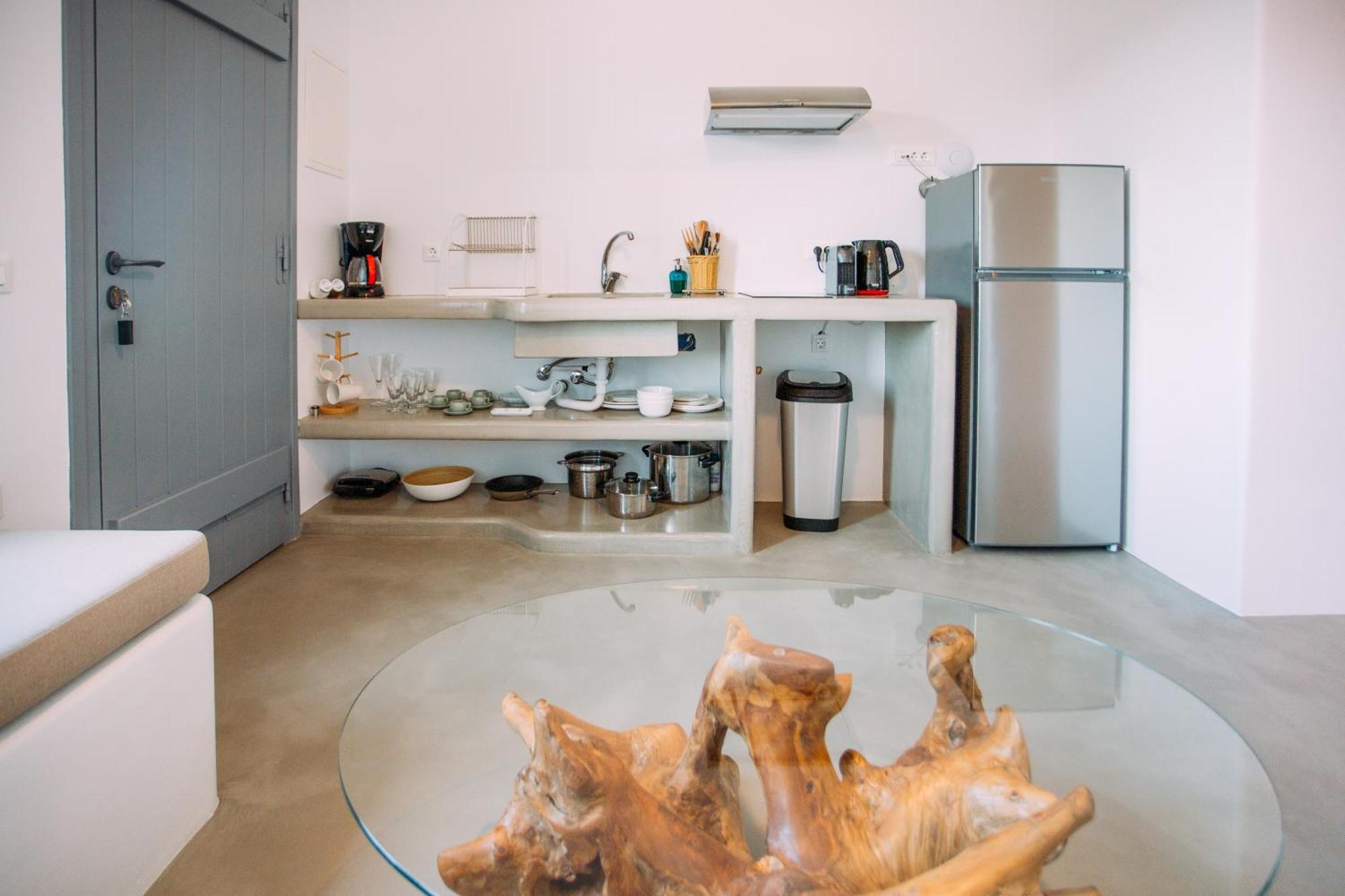 Mykonos Supreme Comfort Suites & Villas Kalafatis Bilik gambar