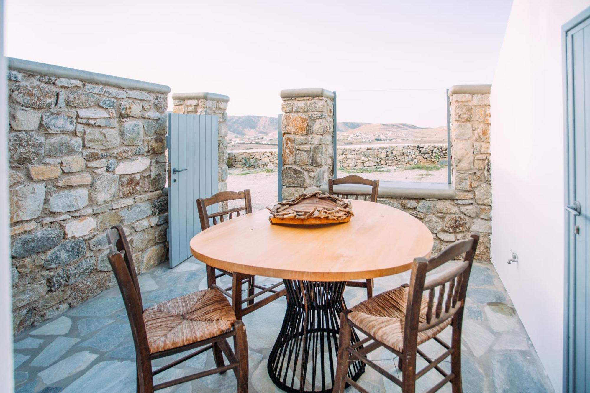 Mykonos Supreme Comfort Suites & Villas Kalafatis Bilik gambar